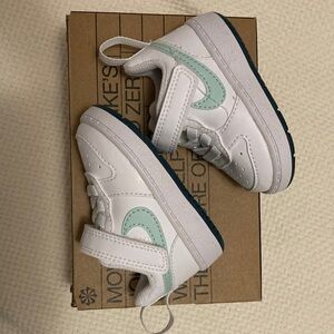 Nike Kids (Baby) White and Jade Ice-Geode Teal/Mint Sneakers